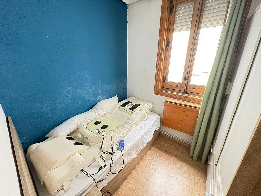 Chambres - Fourth Floor Flat with Balcony in Sol
