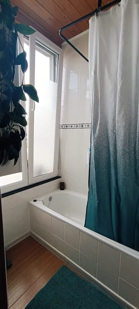 Salles de bain - Maison Charmante avec Terrasse à Gand