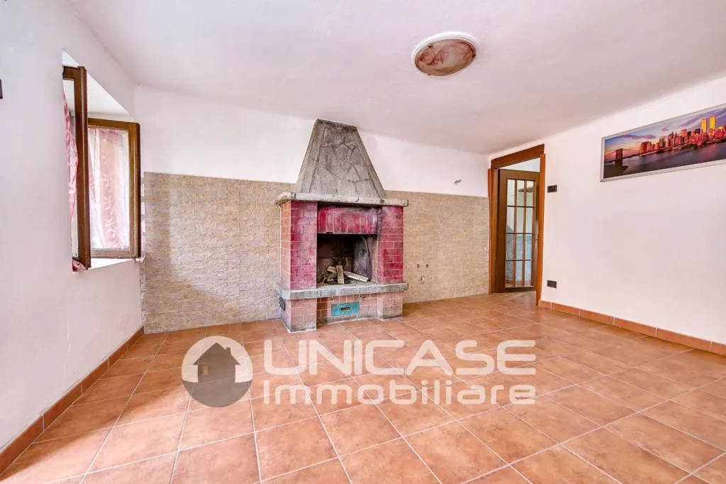 Séjour - Casale with Garden and Fireplace in Bagnolo Piemonte