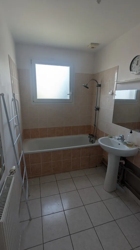 Bagni - T5 House with Garden in Chenove