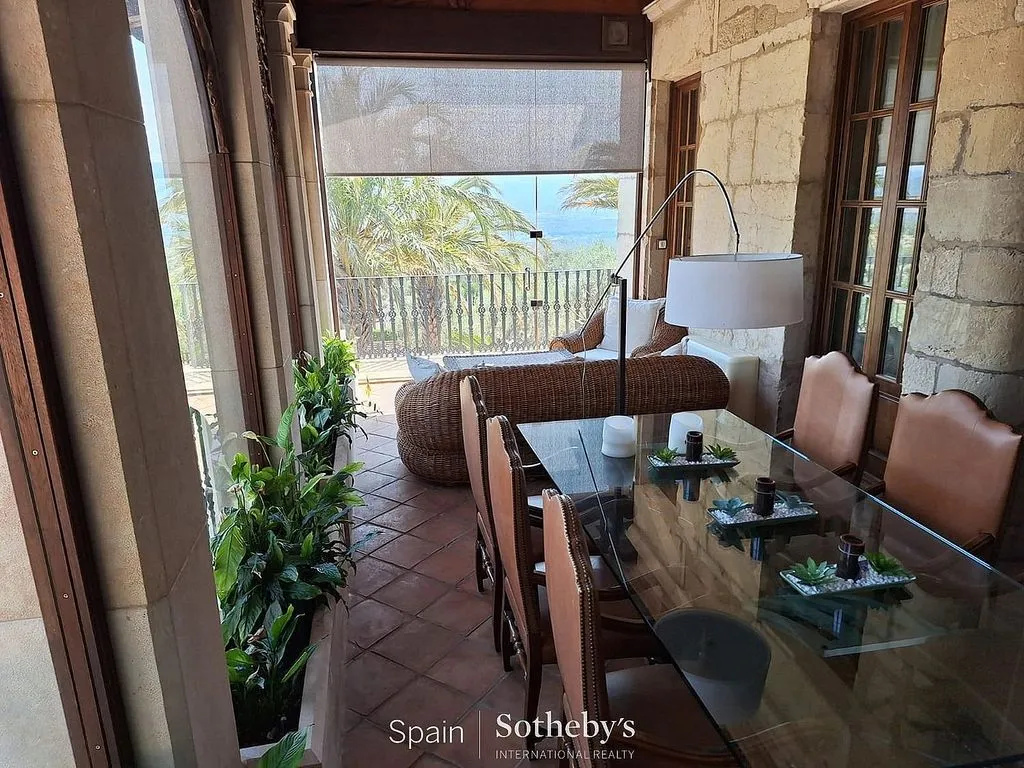 Terrace - Rural House with Pool in Deltebre