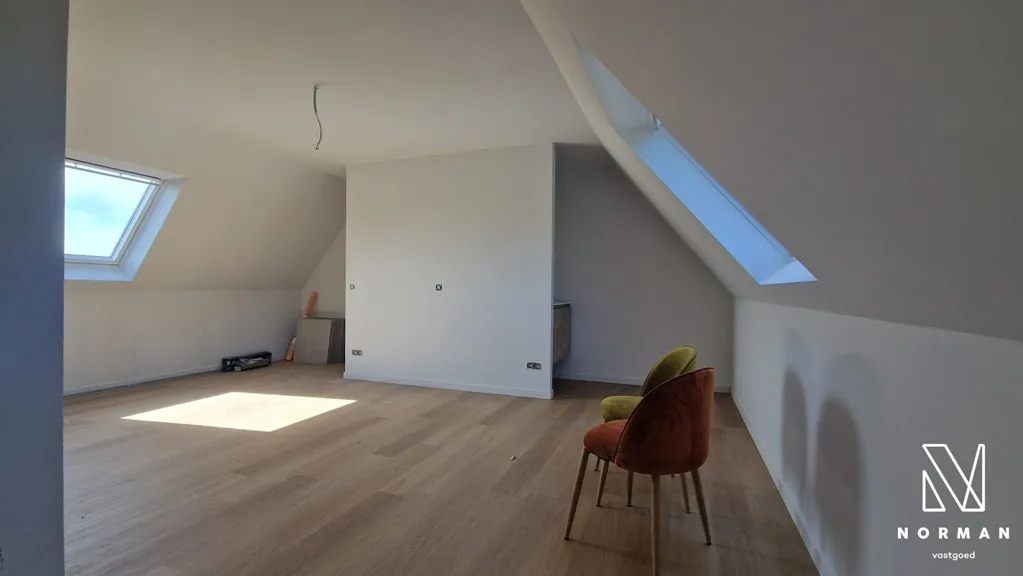 Toad - Contemporary House with Terrace in Harelbeke
