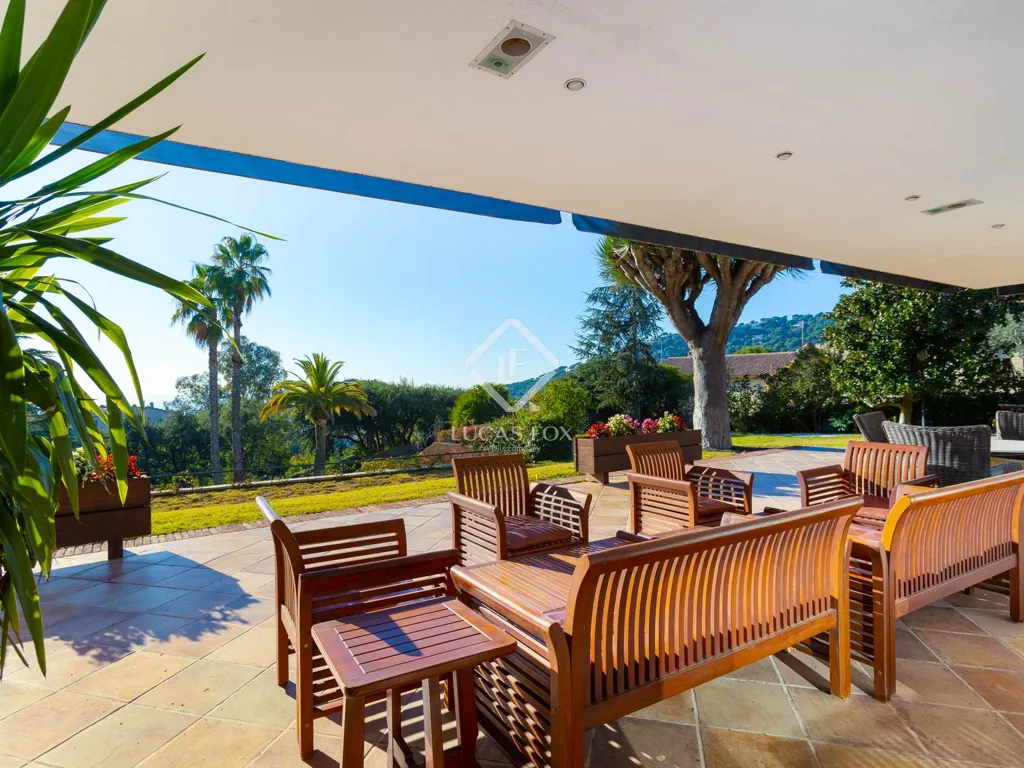 Terrasse - Luxury Villa with Sea View in Premià de Dalt
