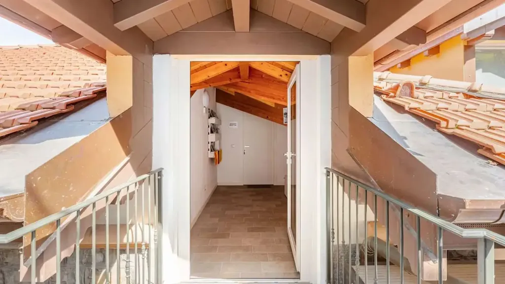 Balcon - Mansard Apartment with Lake View in Menaggio