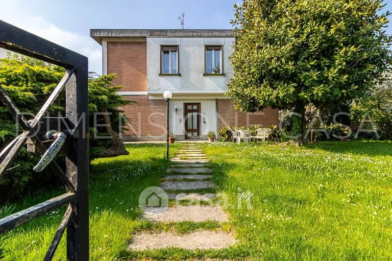 Extérieur - Villa with Garden in Cavezzo Centre