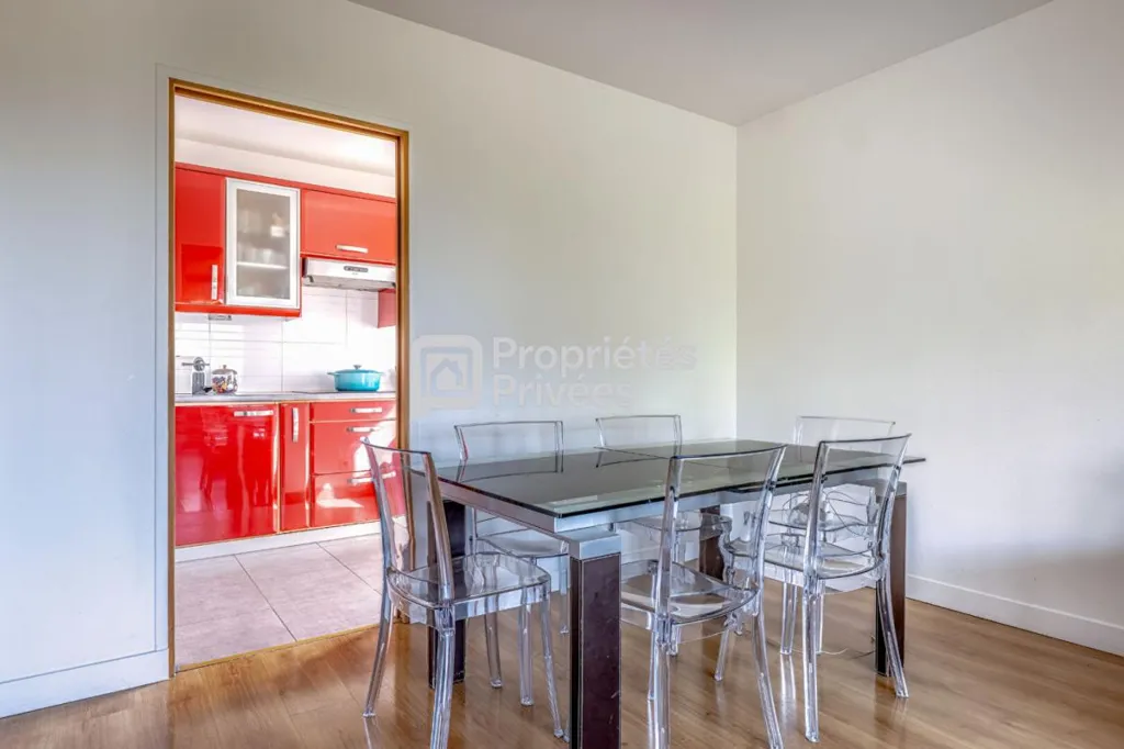Salle à manger - Appartement 3 Pièces avec Balcon à Villejuif