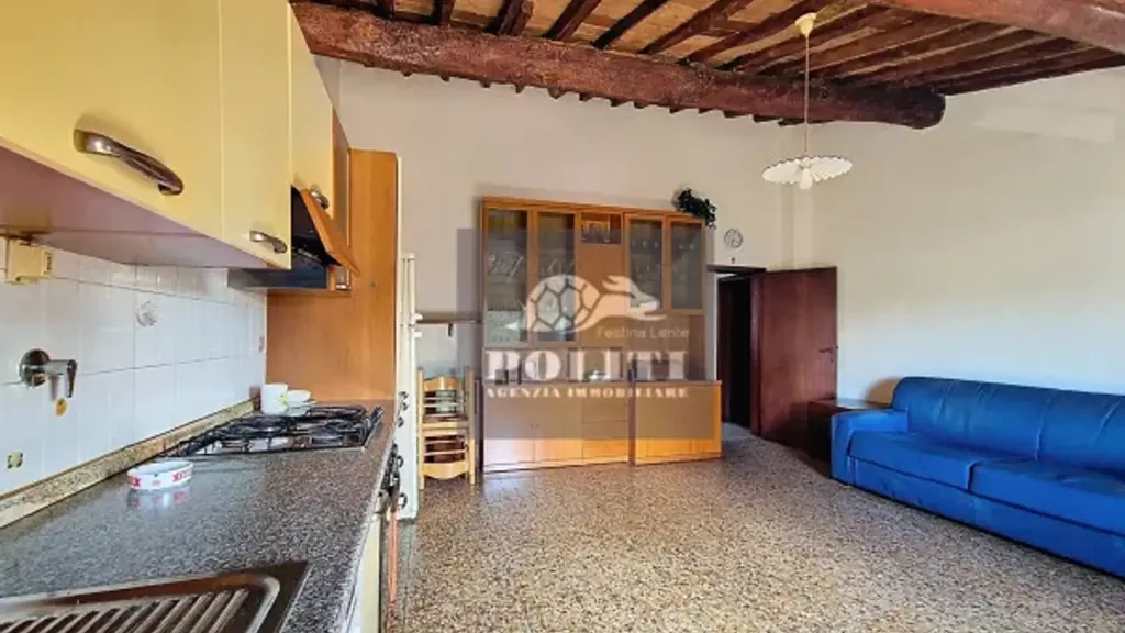 Köök - Bright Trilocale with Balcony in Empoli