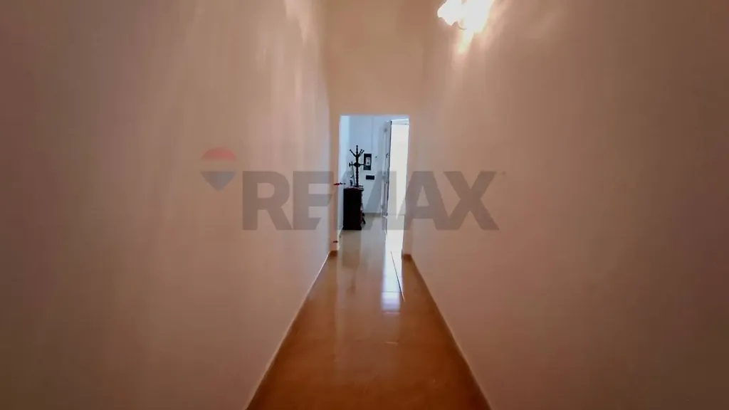 hallway_entrance
