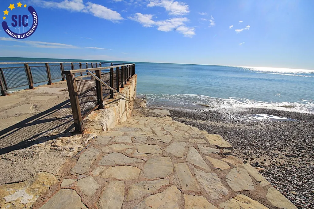 Terrass - Beachfront Apartment with Sea View in Marina D'Or