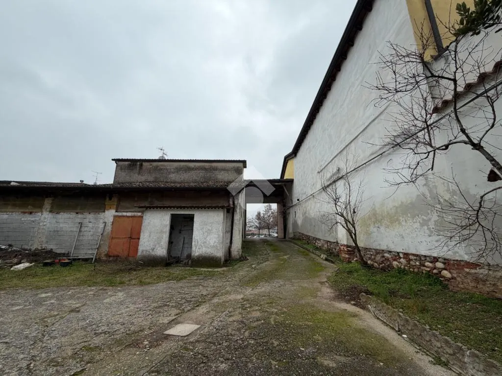 Aed - Rustic House with Private Garden in Calcinato