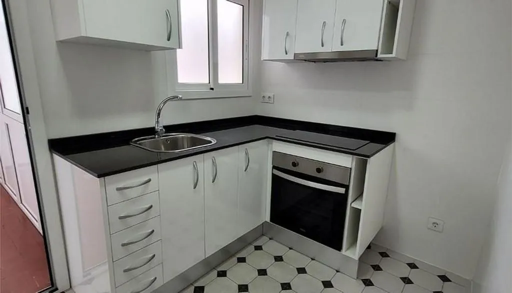 Cuisine - Apartment with Balcony in Barceloneta