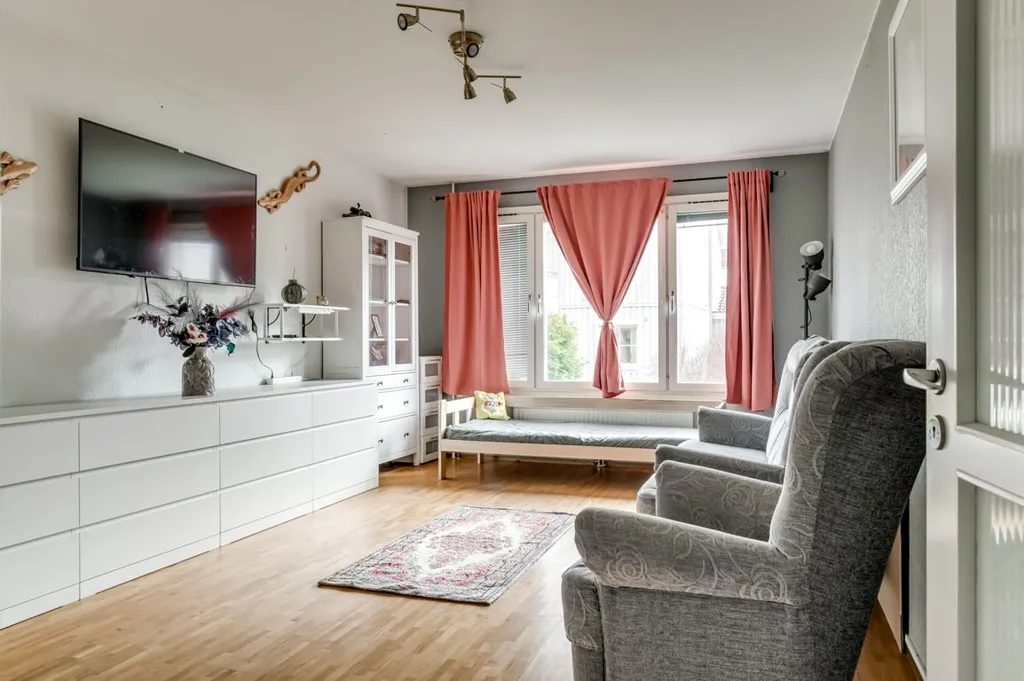 Séjour - Spacious Two-Bedroom with Balcony in Molkom
