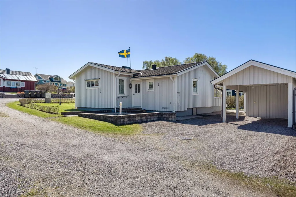 Extérieur - Villa with Garden and Solarium in Vilshärad