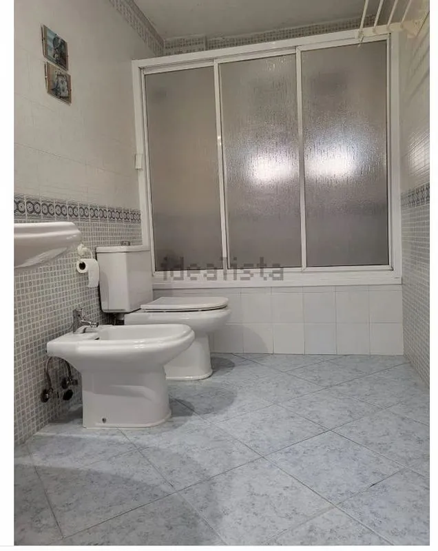 Bathrooms - House with Pool and Terrace in Urban Core