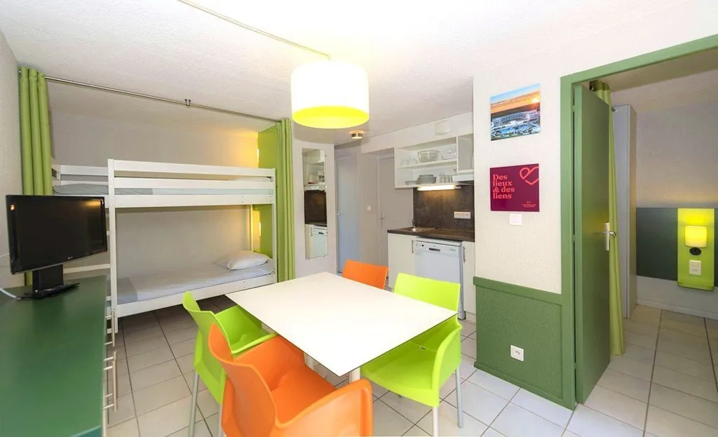 Camere da letto - 2-Bedroom Apartment with River View in Ardèche