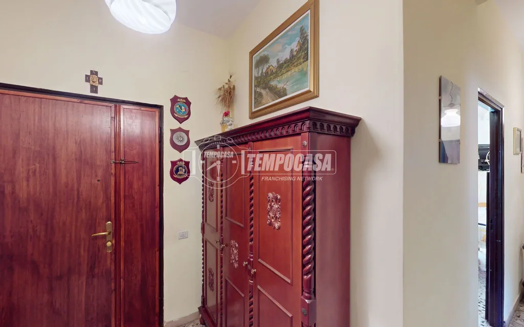 Ingresso - Piano Terra Apartment with Box in Loreto