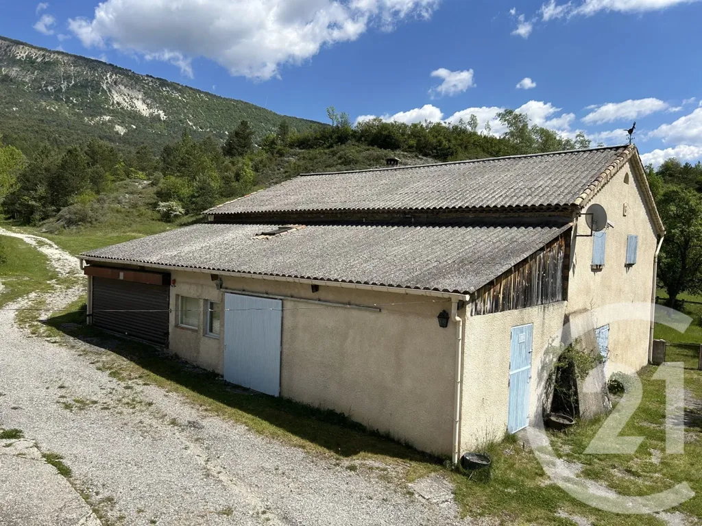 Außenansicht - 10-Room House with Equestrian Facilities in Clumanc