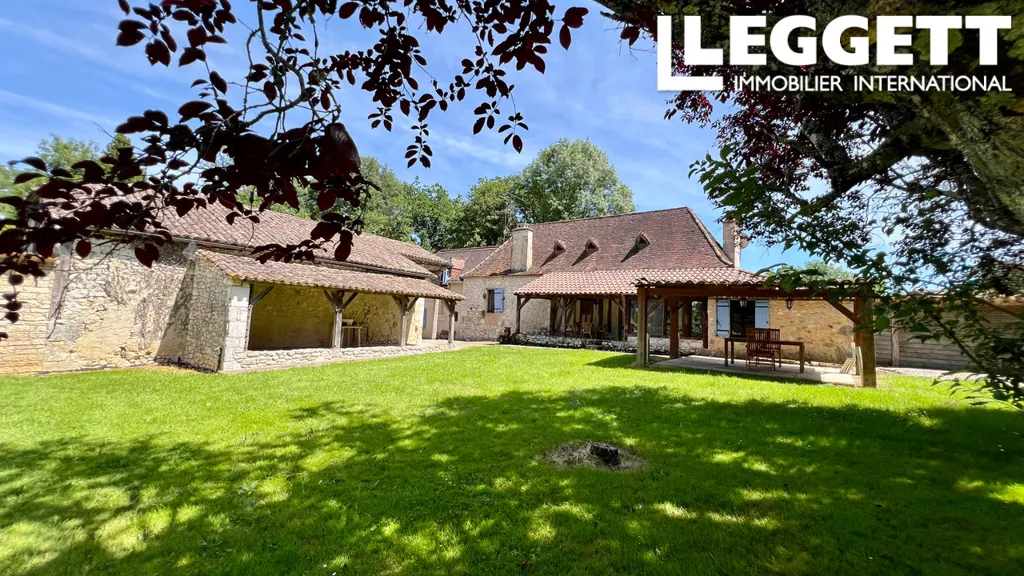 Garden - Stone Farmhouse with Pool in Périgord