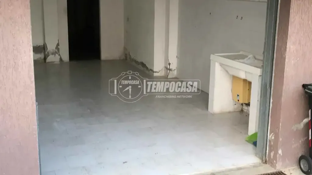 Garage - Spacious Apartment with Balcony in Pontestura