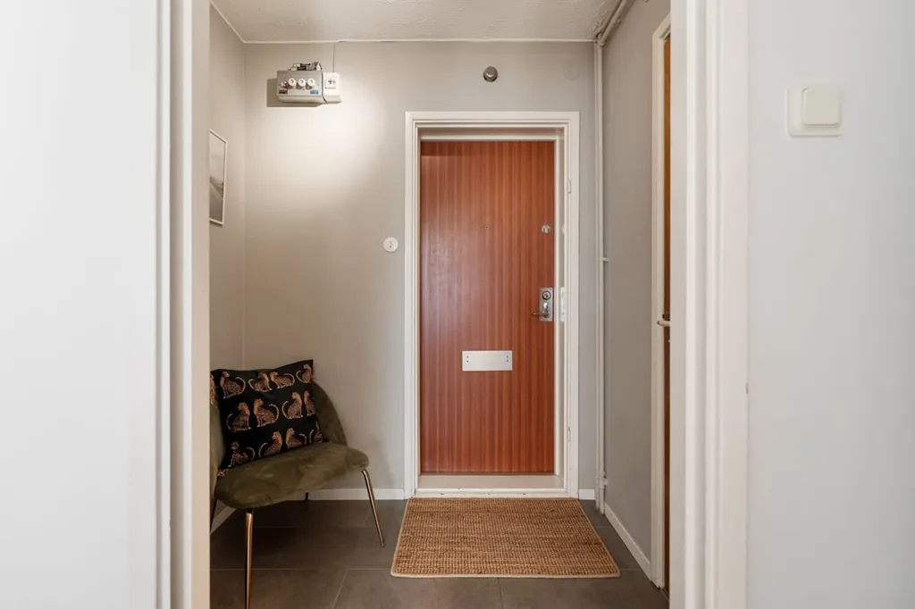 Esik - Modernised 1.5-Bedroom Flat with West-Facing Balcony in Göteborg