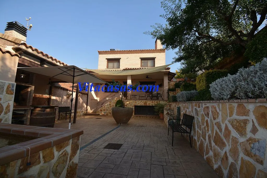 Terrass - Rustic Chalet with Pool in Robledillo de Mohernando
