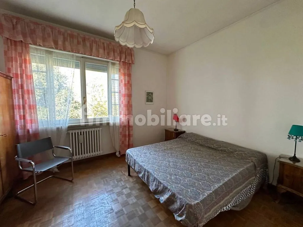 Chambres - Luxury Villa with Private Garden in Mozzo