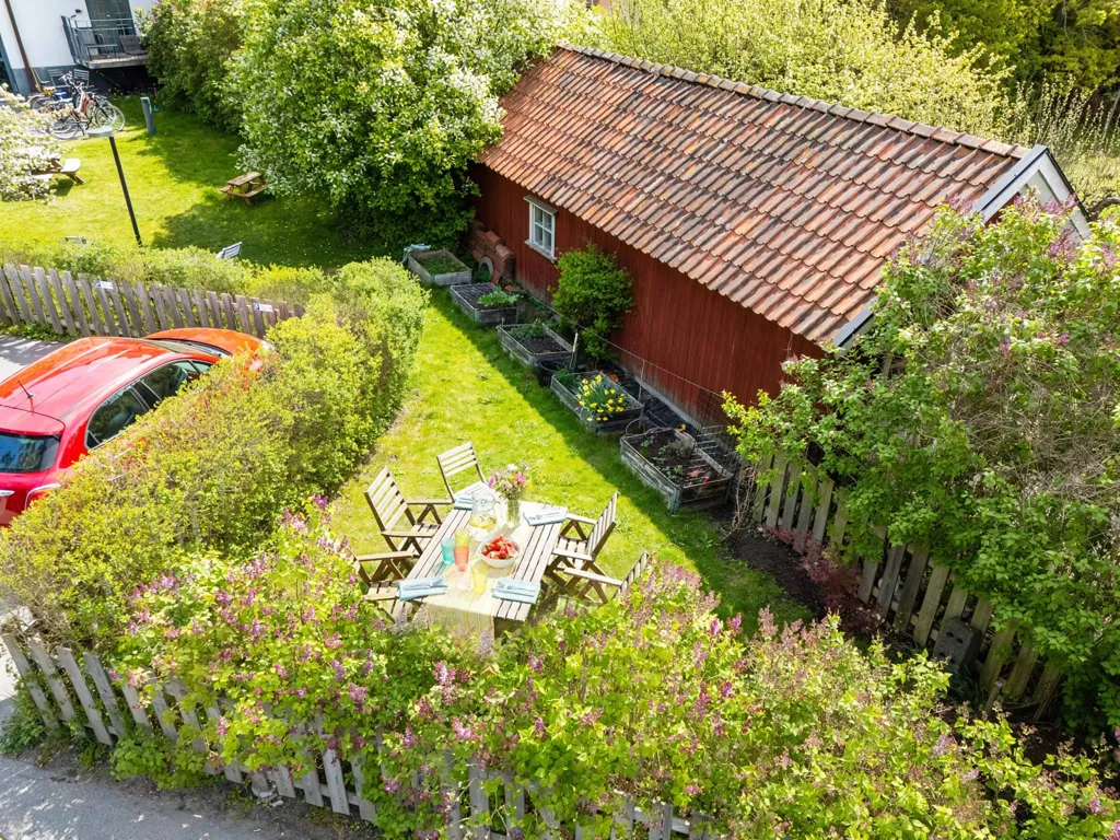Vue aérienne - Charming Two-Bedroom Apartment with Fireplace in Enskede