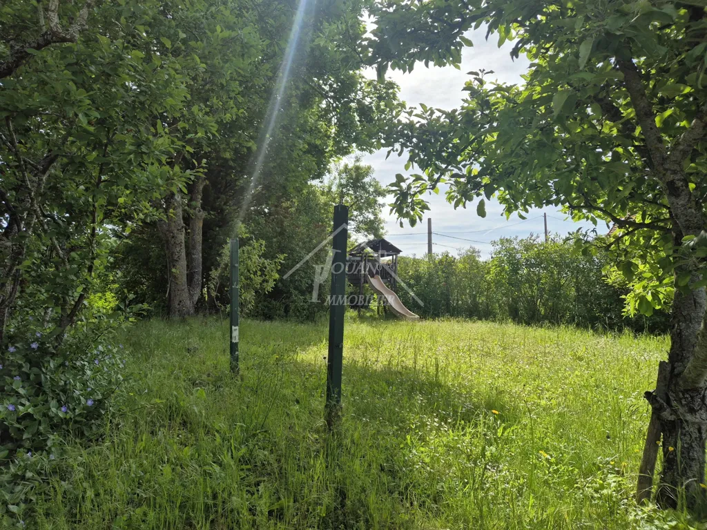 Aed - Charming House with Garden in Lalizolle
