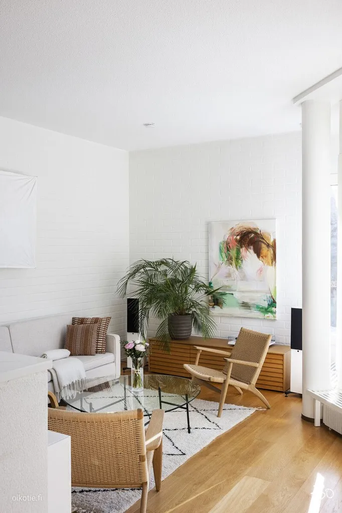 Elutuba - Modernised Apartment with Sea View in Laurinlahti