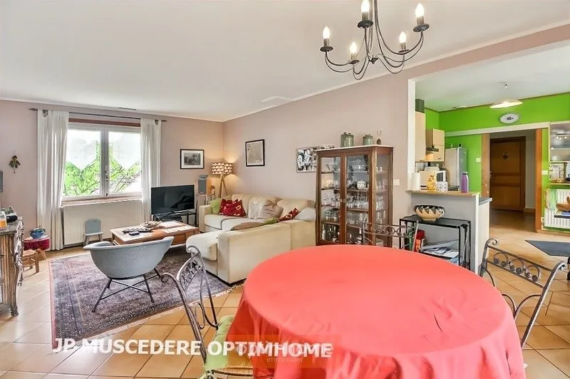 Salle à manger - Maison de Maçon avec Potentiel d'Évolution en Lisière de Forêt