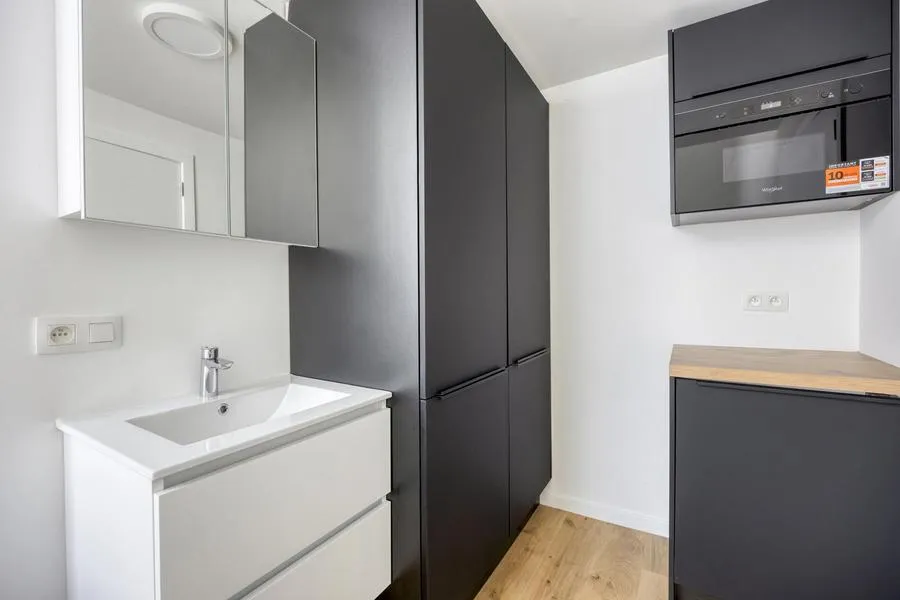 Salles de bain - Appartement de 1 Chambre avec Cave à Leuven