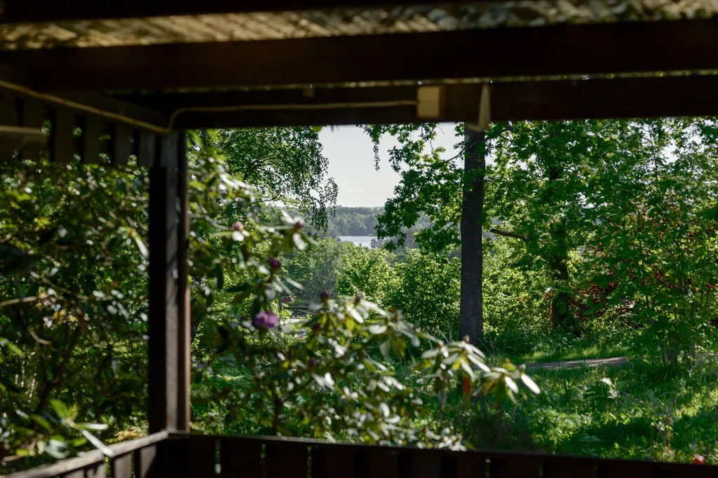 Jardin - Villa with Garden in Öjaby