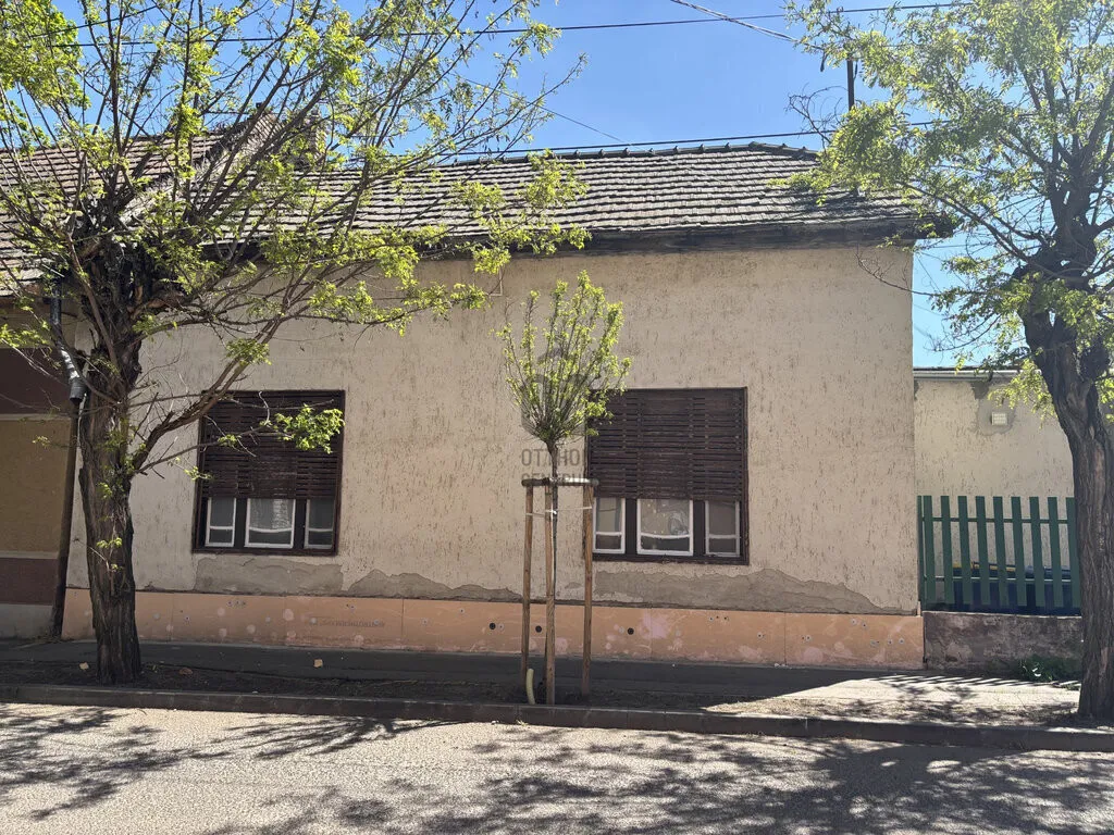 Esterno - Three-bedroom House with Garden in Budapest 20th District