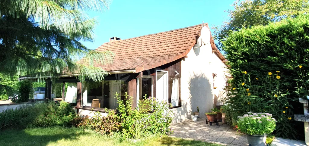 Jardin - Maison de plain-pied avec véranda à Pouilly-sur-Loire