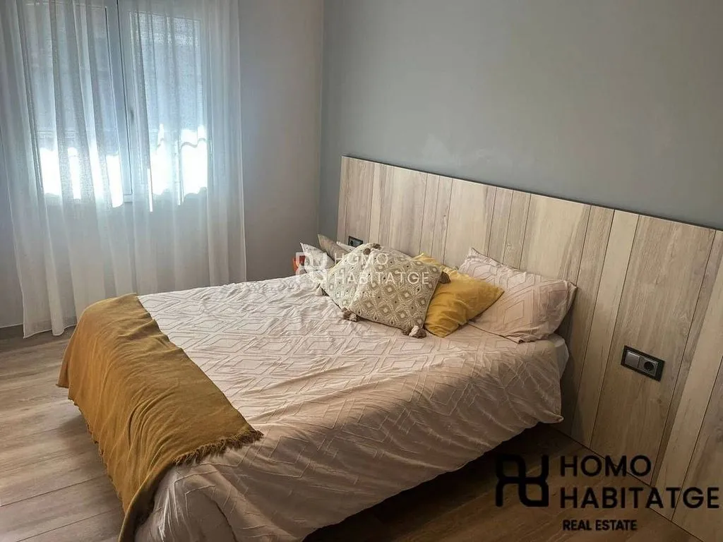 Magamistoad - Modern Flat with Balcony in Egara, Terrassa