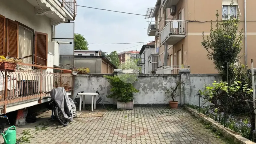Giardino - Bilocale with Balcony in Settimo Torinese