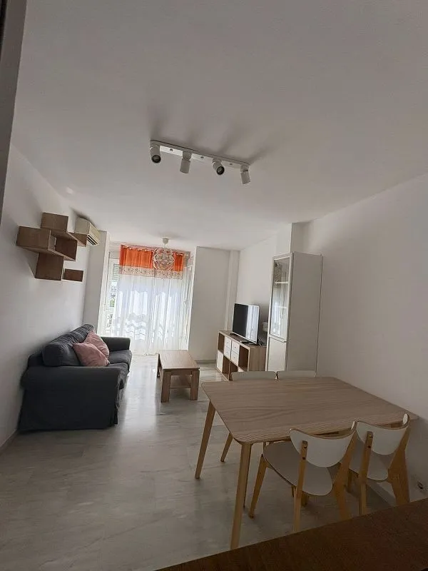 Elutuba - 1-Bedroom Apartment with Garage in Argentea Street