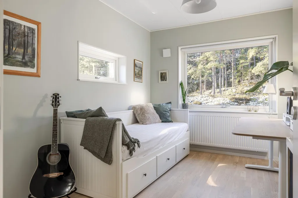 Chambres - Modern Semi-Detached House with Bråviken View