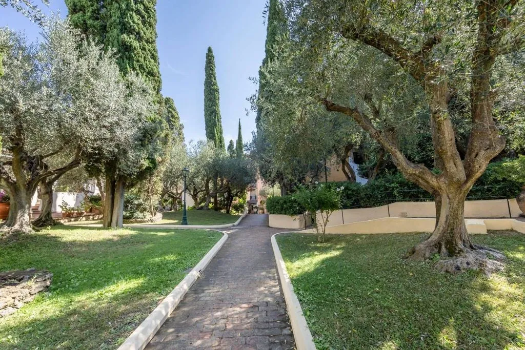 Aed - Luxury Flat in Historic Villa, Porto Ercole