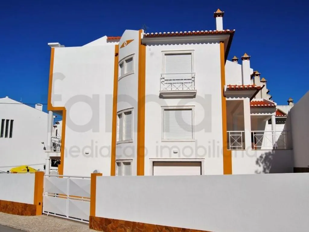 Välivaade - Remodelled House with Sea View in Ericeira