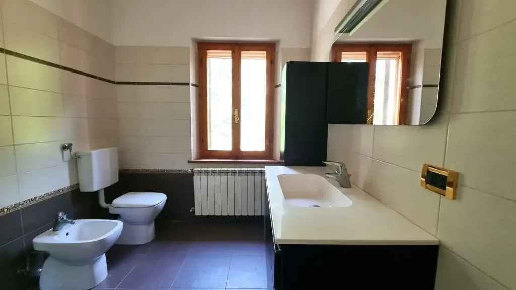 Bagni - Multi-Level Villa near Conselice