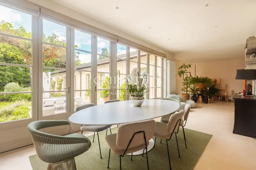 Salle à manger - Maison en Pierre avec Piscine au Cœur de Caudéran