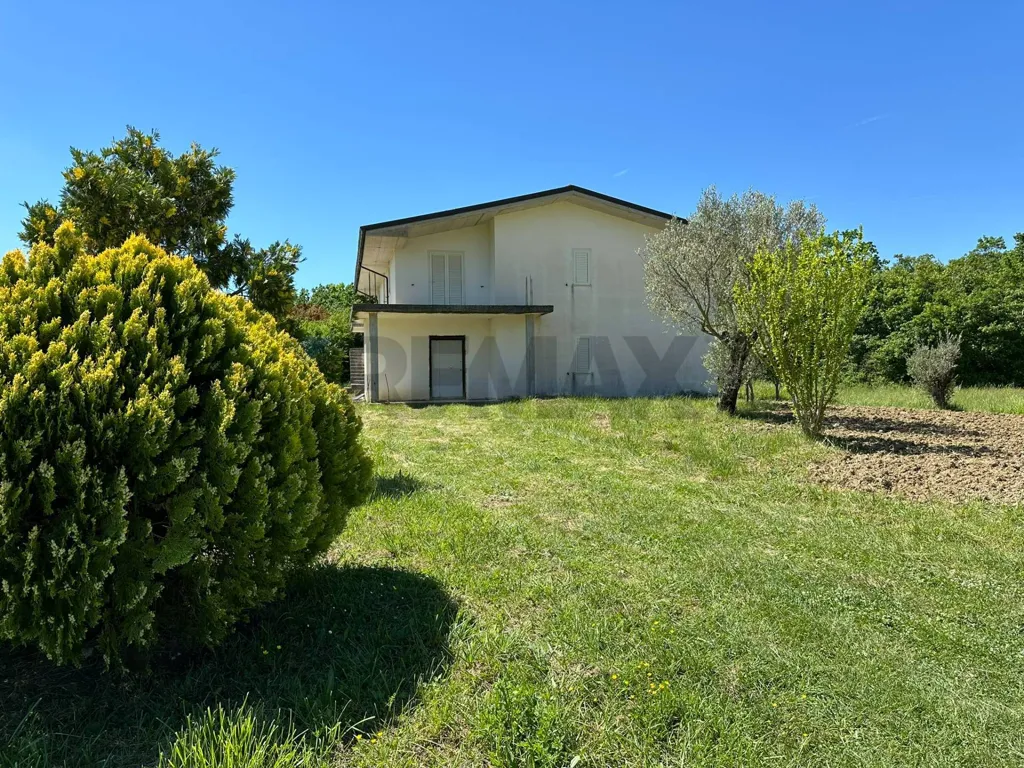Giardino - Customisable House with Balcony in Rocchetta a Volturno