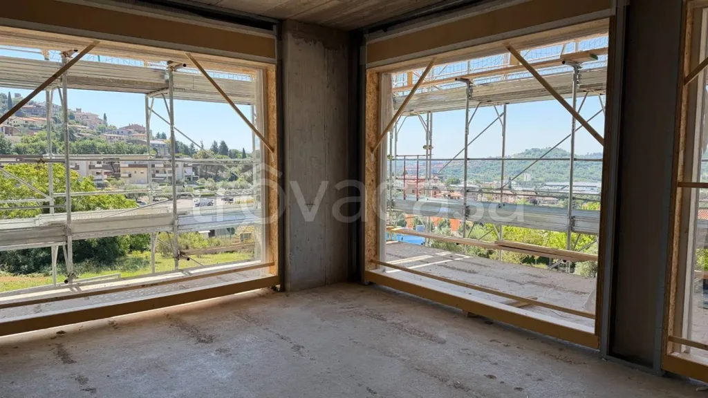 Rooms - Apartment with Large Terrace in Corciano