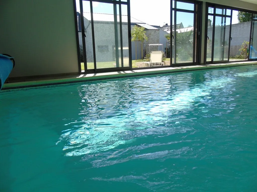 Bassein - Architectural House with Pool in Pont L'Abbé