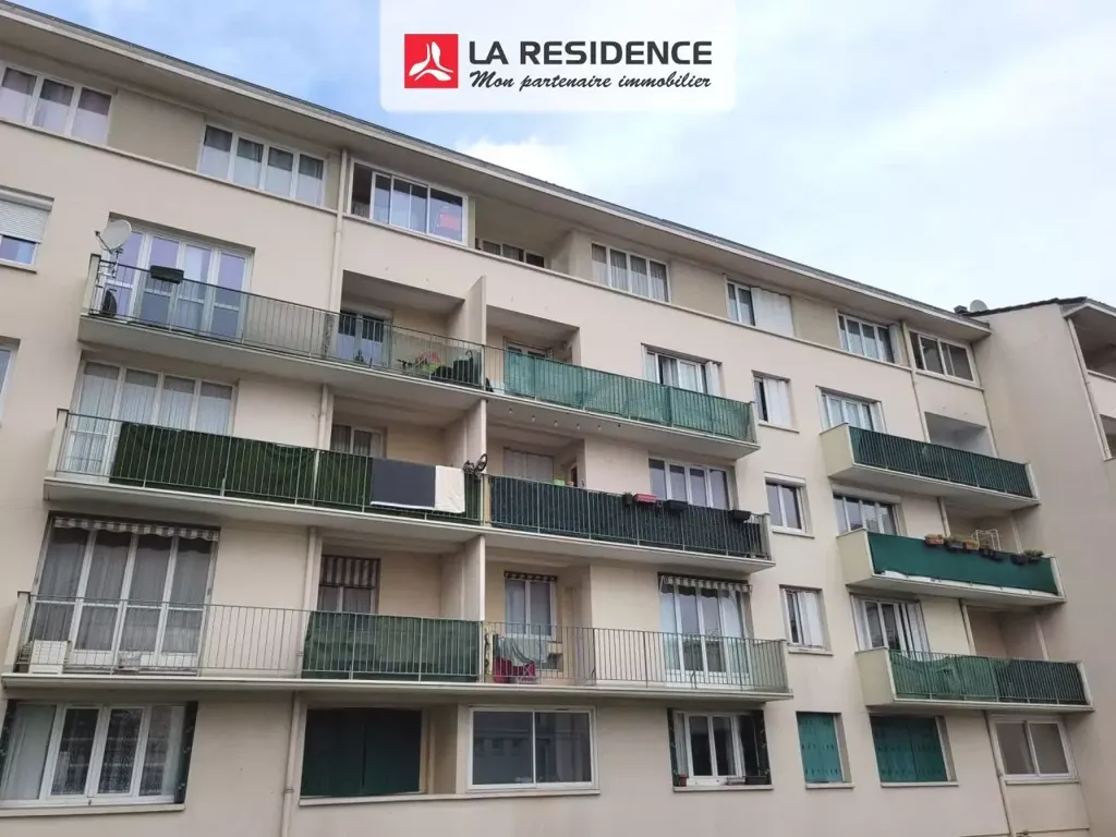 Välivaade - Balcony Flat in Central Franconville