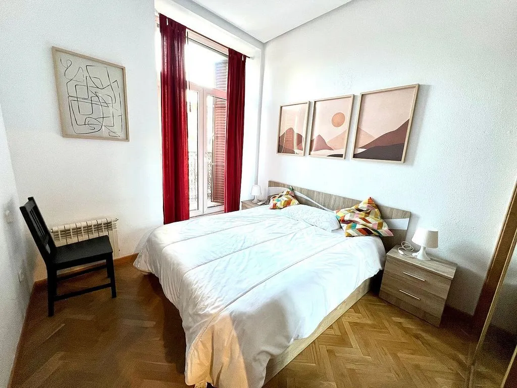 Chambres - Furnished Flat with Balcony in Gran Vía