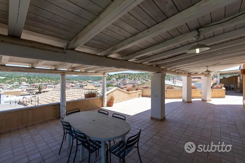 Terrasse - Exclusive Penthouse with Panoramic Terrace in Villasimius