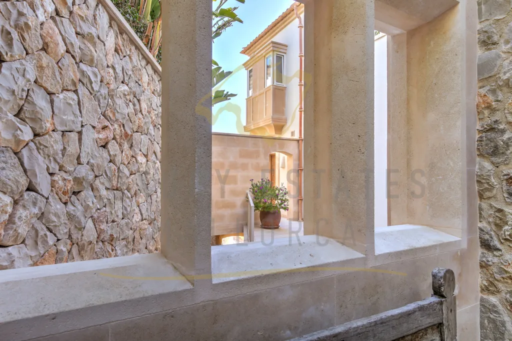 Aed - Stone Villa with Harbour Views in Port Andratx