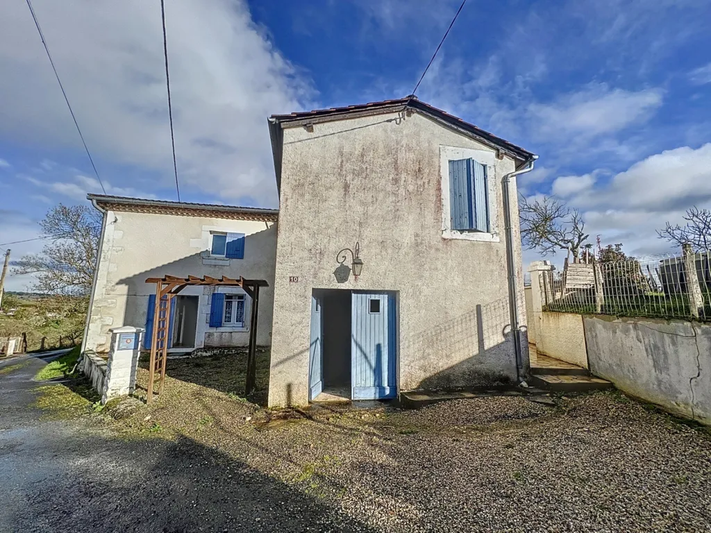 Välivaade - Two-Home Ensemble with Garden in Saint-Germain-du-Salembre